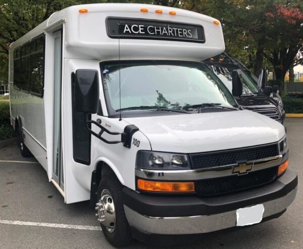Vancouver-shuttle-21-passenger_LI